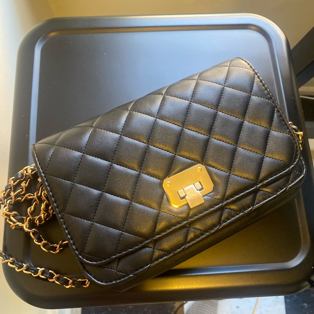 Black and Gold Quilted Purse with Gold Strap